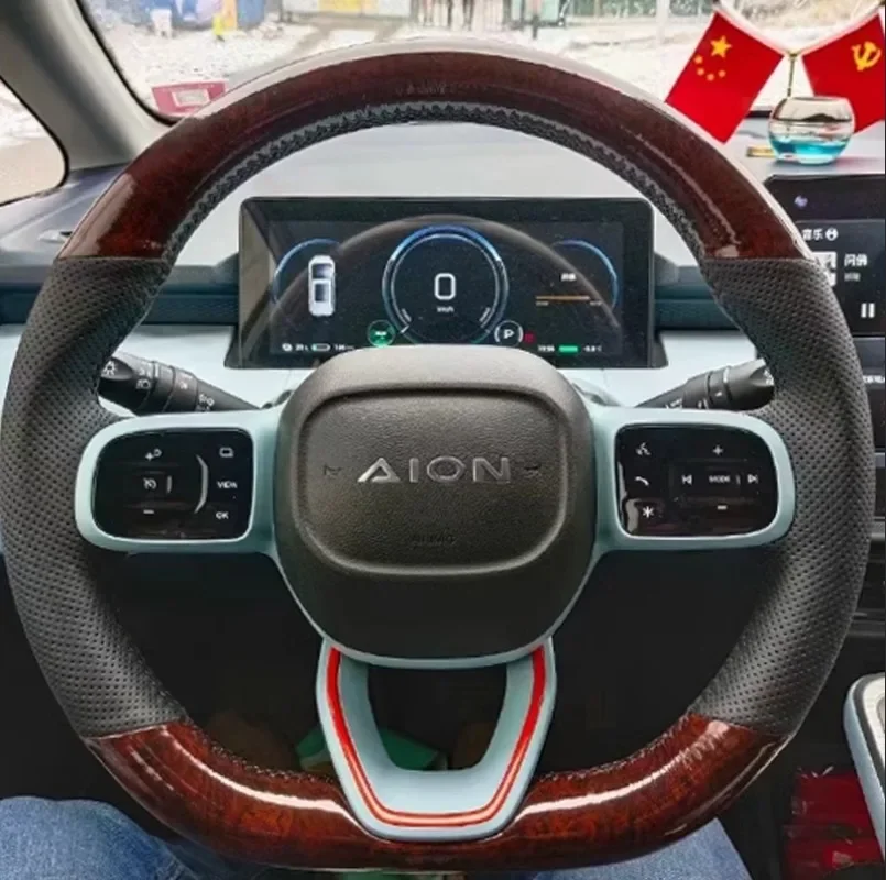 Индивидуальный чехол на руль из углеродного волокна и замши ручной работы для Aion