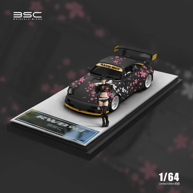 Модель автомобиля BSC 1:64 RWB Sakura Matte Black/White No 667