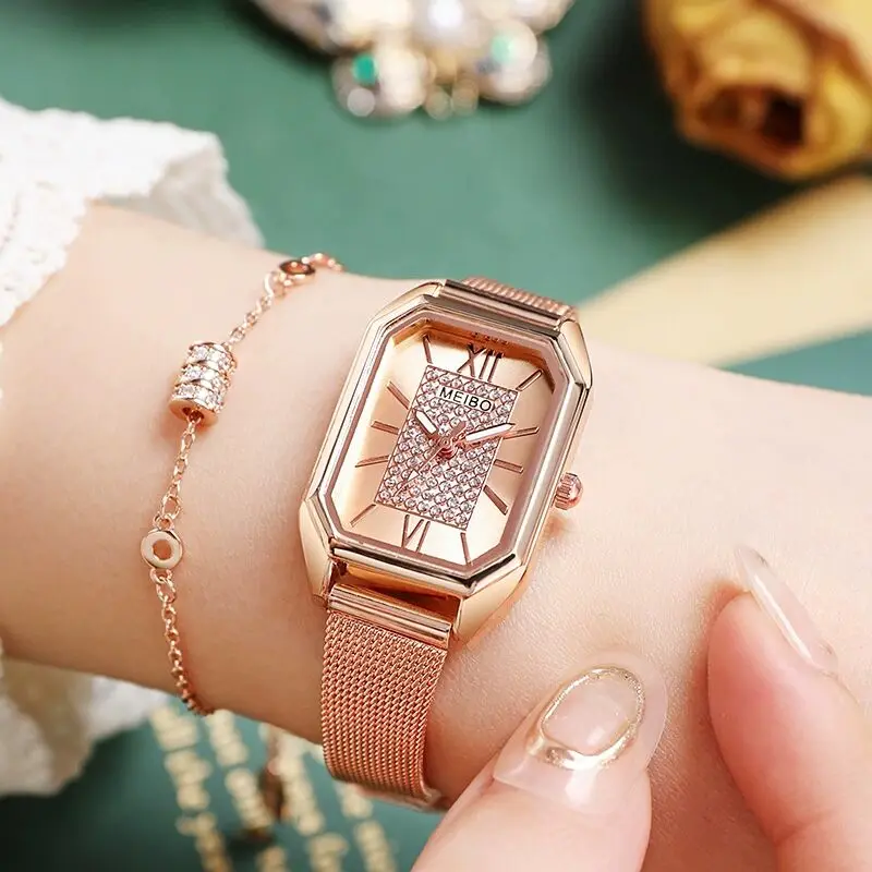 

Роскошные модные женские наручные часы ведущей марки 2022 со стразами, женские кварцевые часы из нержавеющей стали с золотым и розовым покрыт...