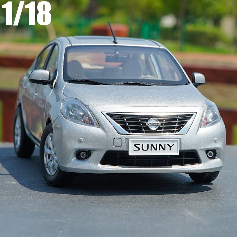 

High Quality 1:18 Nissan Sunny Alloy Model,Simulated Die cast Metal Sedan Model,Exquisite Gift Collection,Free Shipping