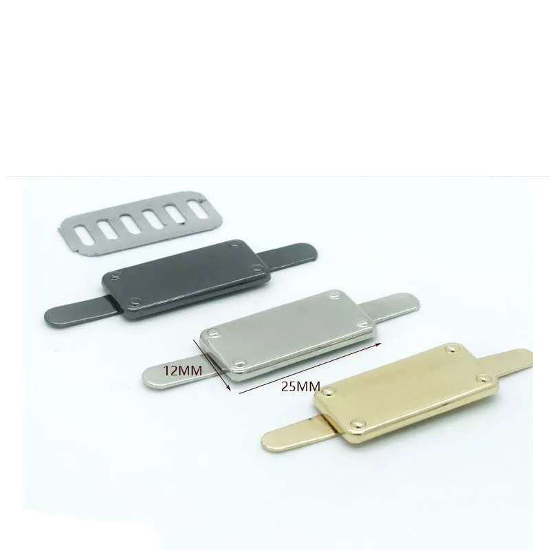 Металлическая бирка на заказ металлическая 25x12 мм с гравировкой бесплатная