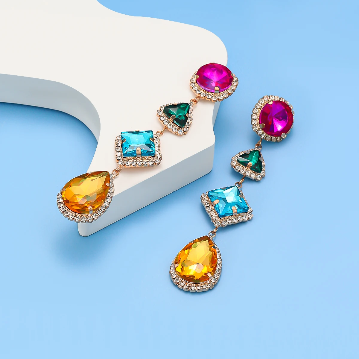 

DOINGPRO New Trend Metal Glass Rhinestone Geometry Dangle Earrings Birthday Party Luxury Jewelry Women's Creative Accessories