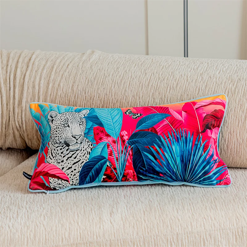 

Бархатный чехол для подушки Formaso с тигровым принтом