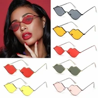 2022 new sexy hot lips shape sunglasses women men retro metal frame eyewear uv400 trendy street shooting glasses luxury design