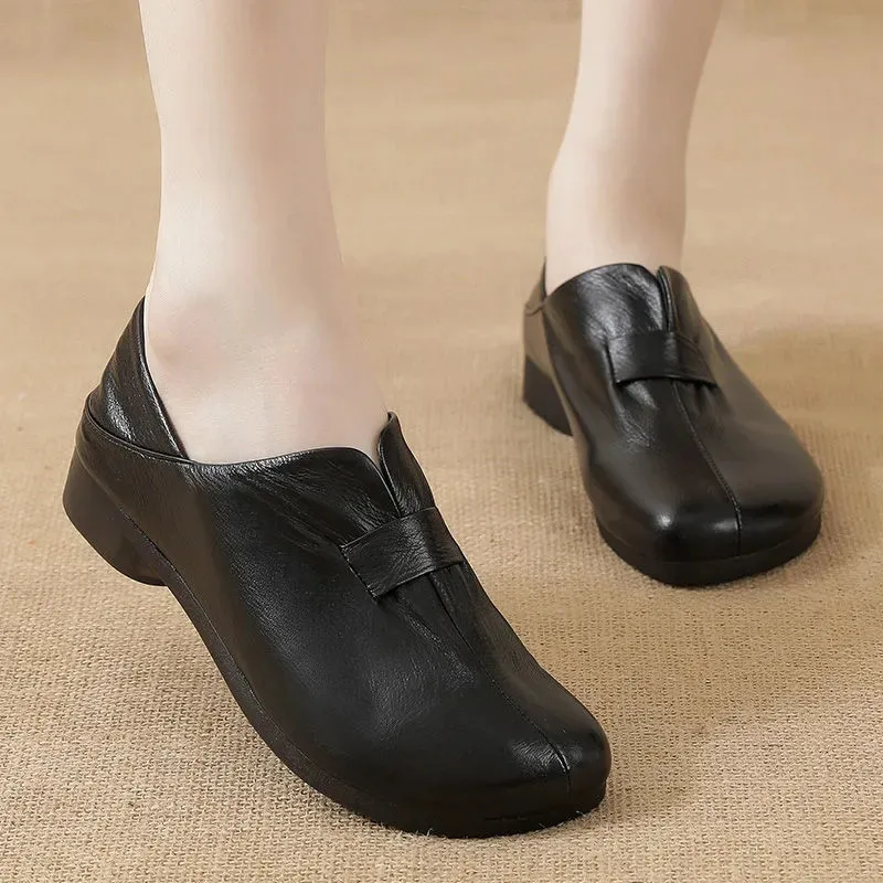 Elegant Women's Flat Shoes Retro Leather Loafers Soft Bottom Slip on Ballet Flats Ladies Comfortable Moccasins Casual Shoes