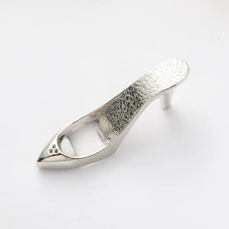 Свадебный сувенир открывалка для бутылок &quotIt's a Shoe Thing"