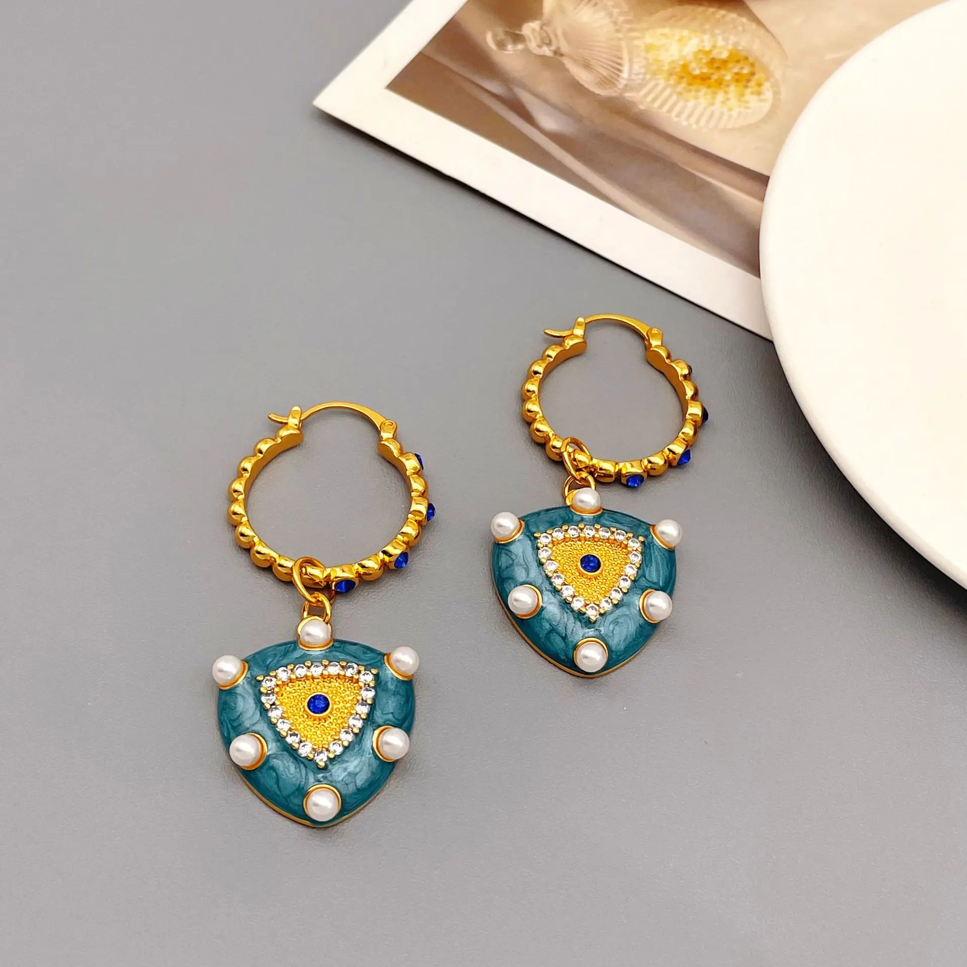 

Indian Vintage Metal Geometric Heart Drop Statement Earrings for Women Hyperbole Big Earring Party Jewelry Accessories Gift 2023