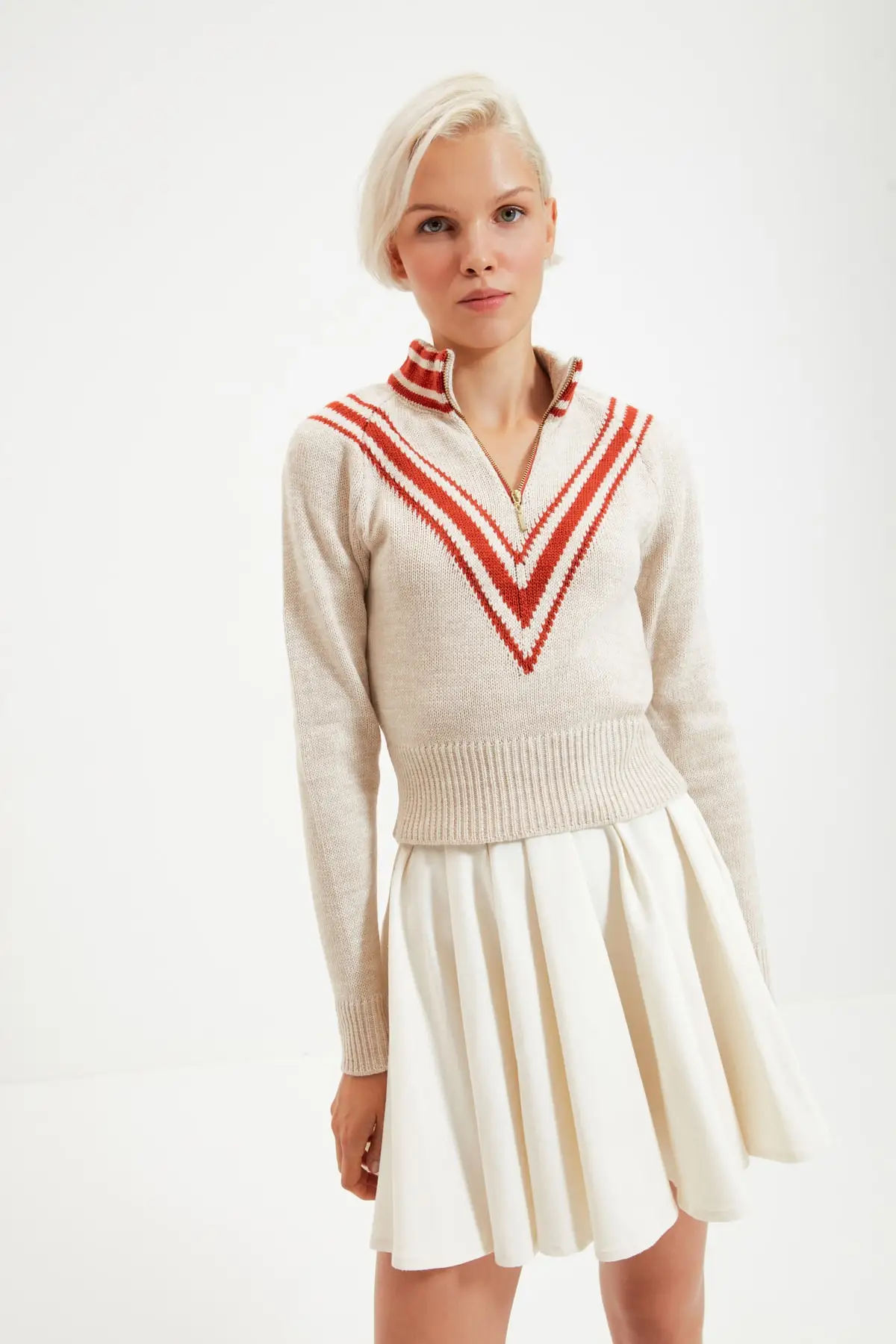

Trendyol Zipper Collar Knitwear Sweater TWOAW22KZ0502