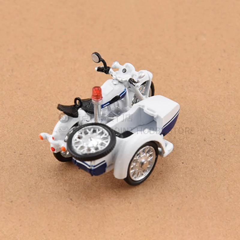 Модель мотоцикла на трех колесиках из сплава под давлением 750 масштаб 1:64