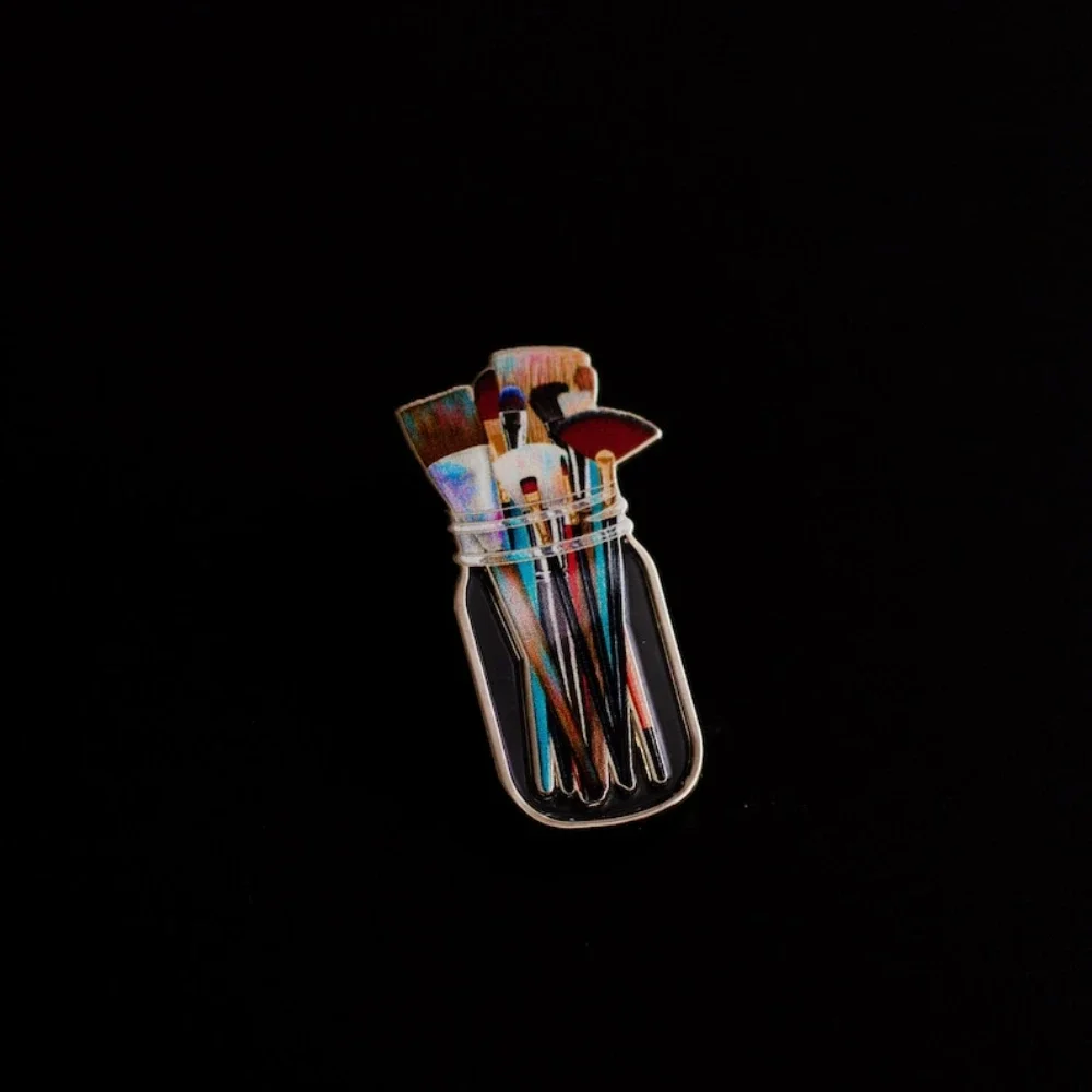 кисти в прозрачной банке эмалированная булавка УФ-трафаретная печать значок