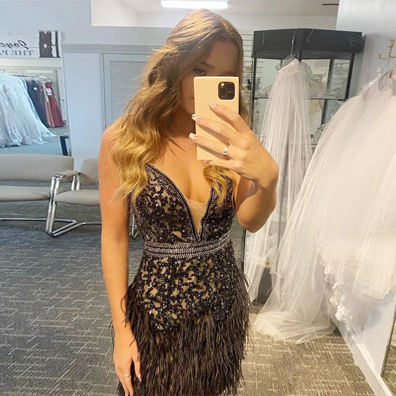 Платье-русалка без рукавов с блестками и бисером |