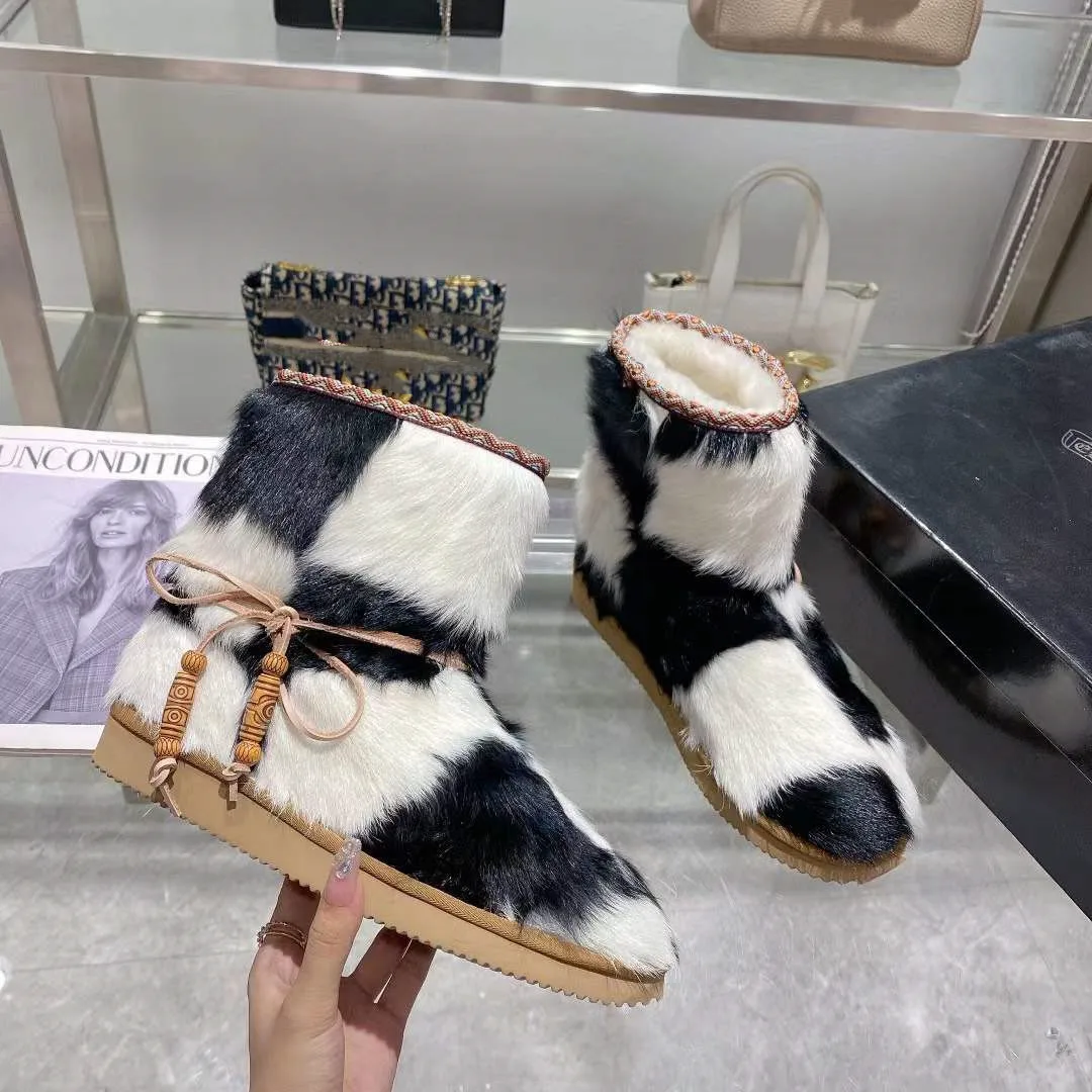 Sheepskin and Wool Integrated Snow Boots Women's Medium Tube Ethnic Boots Wool Warm Shoes Thick Soled Antifreeze Cotton Shoes