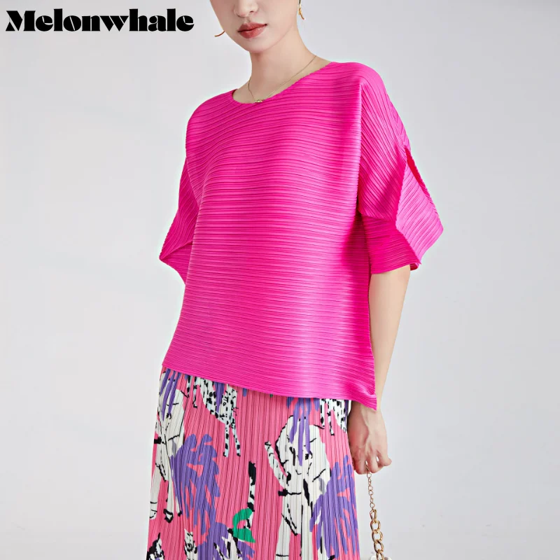 

MelonWhale Miyake Pleated T-shirt Irregular Women 2023 Summer Solid Color O Neck Pullover Fold Loose Large Size Top Women