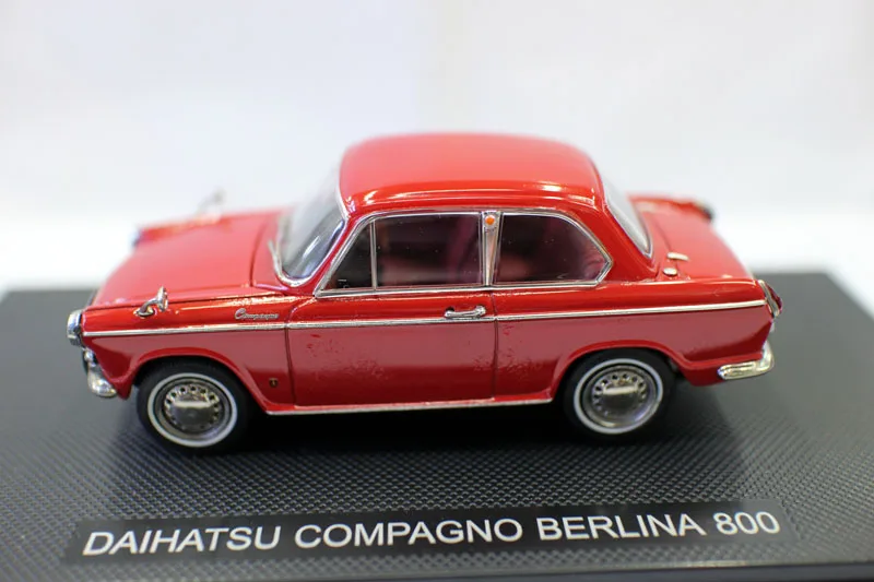 

Ebbro 1:43 DAIHATSU COMPAGNO BERLINA 800 Limited Edition Metal Static Car Model Toy Gift