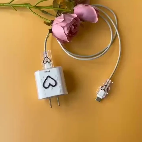 Силиконовый чехол для зарядного устройства Black Love Heart для iPhone, защитный рукав, защитный чехол для кабеля, iPhone 16, 15, 14 Apple, 18 Вт, 20 Вт