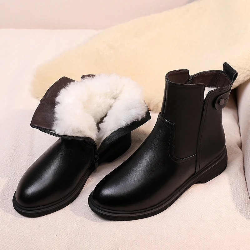 AIYUQI Women Winter Boots Genuine Leather Large Size 41 42 43 Short Boots Women Wool Warm British Style Non-slip Women Boots