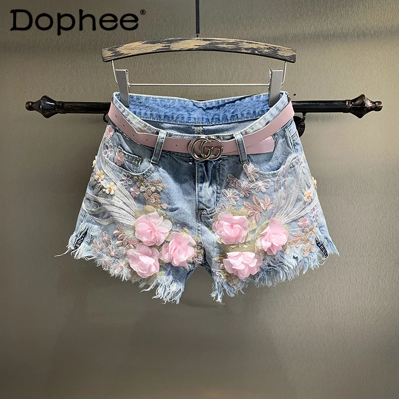 

2022 New Summer Denim Shorts Women Sweet Flower Embroidery Beads Jeans Shorts Loose Straight Slimming Wide Leg Short Pants Tide
