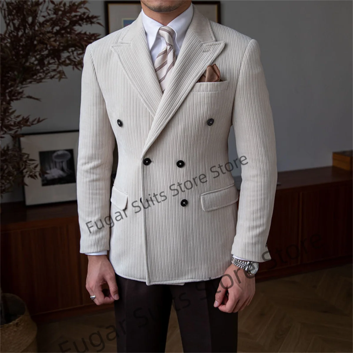 Костюм мужской вельветовый двубортный приталенный пиджак с лацканами свадебный