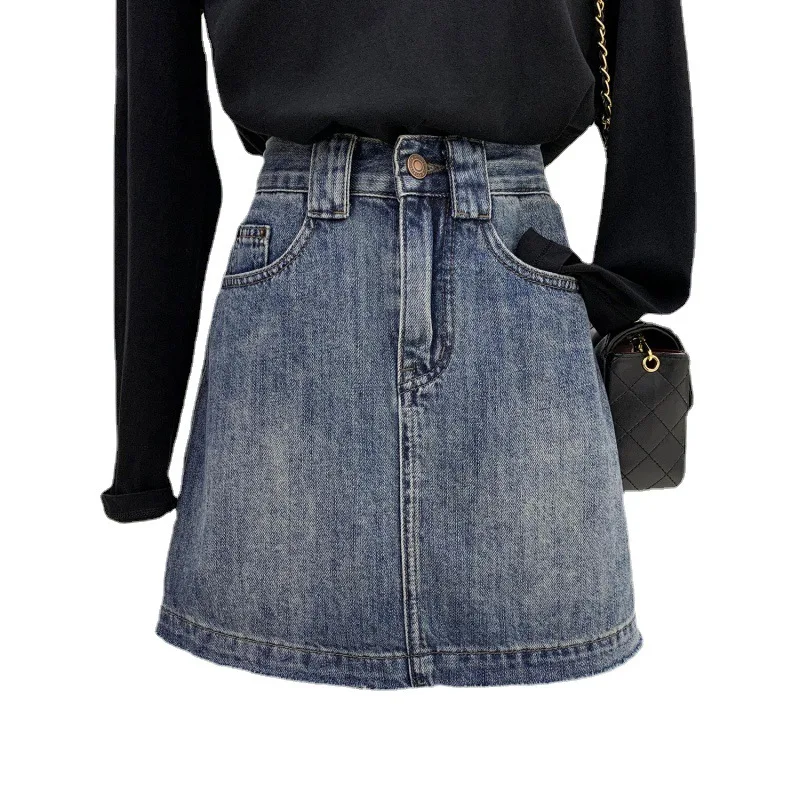 Spring 2023 New Fashion New Summer Women High Waist Button Wigh Leg Jeans Shorts Casual Female Loose Fit Blue Denim Shorts