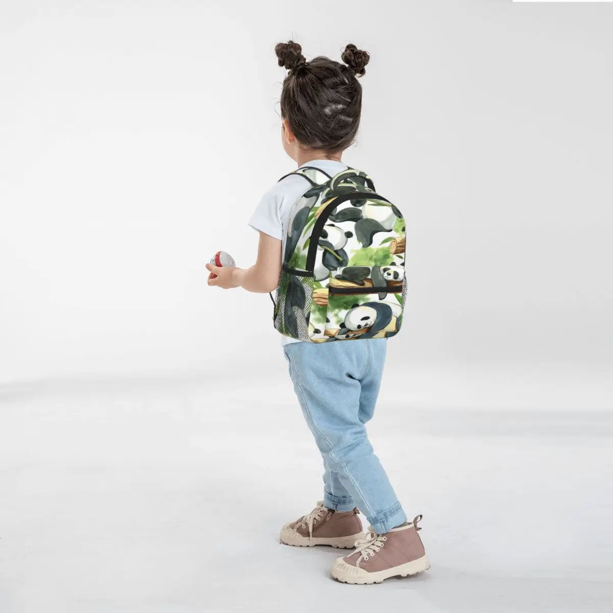 Детский рюкзак с милыми пандами и зелеными брызгами листьями для детского сада