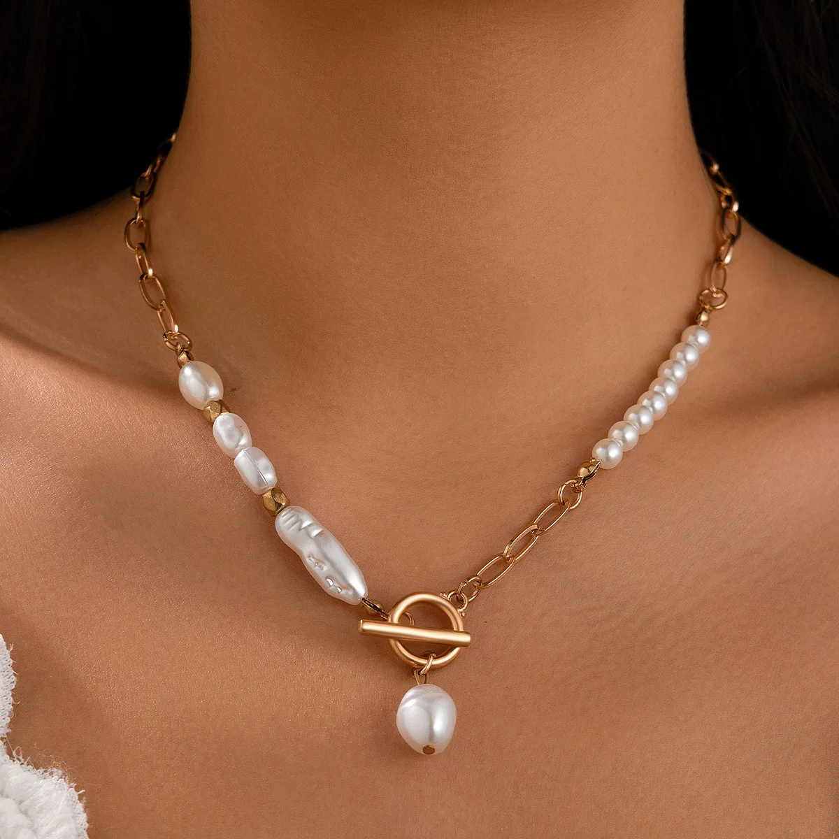 Винтажное нерегулярное ожерелье с подвеской из искусственного жемчуга 2025