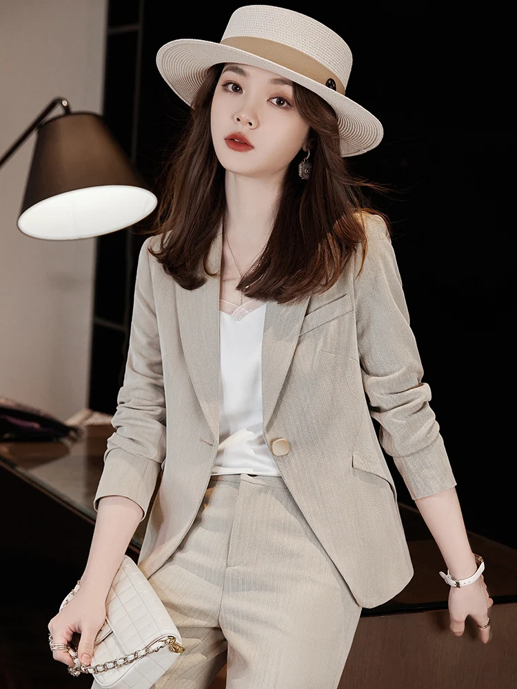 

2022Top women's small suit jacket women's small early spring new casual suit top button slim fit all-match thin section