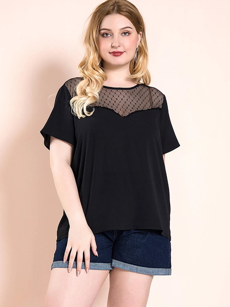 

Женская блузка с коротким рукавом и круглым вырезом