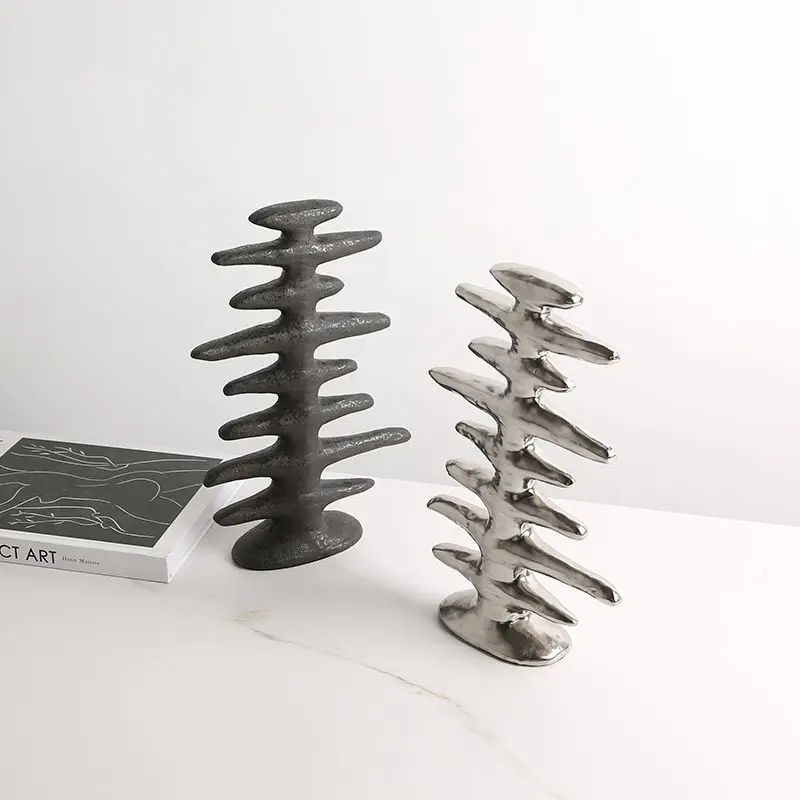 Керамическое украшение ручной работы геометрическое Серебряное в виде рыбьей