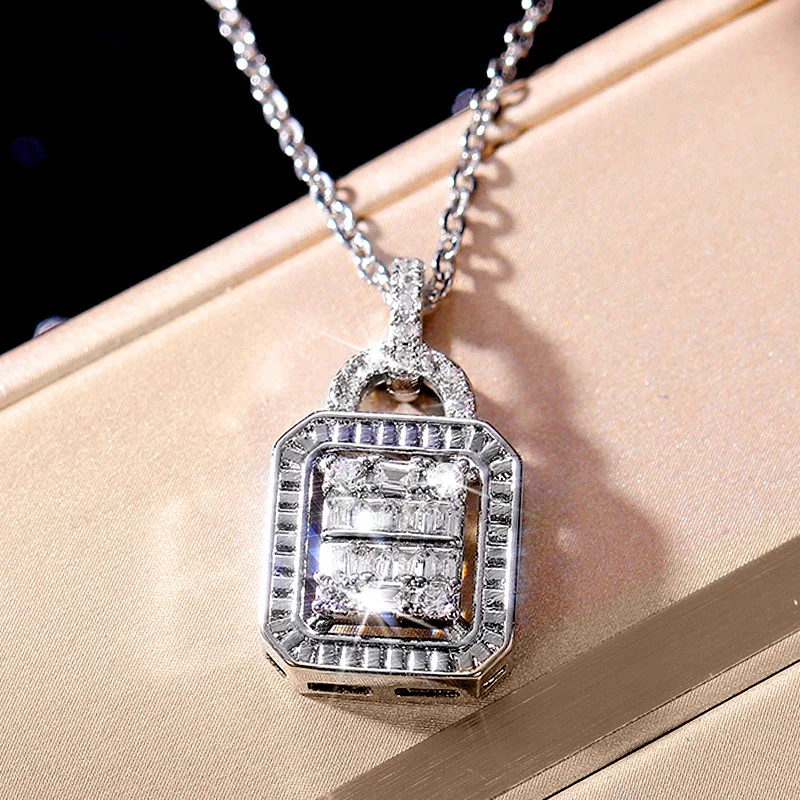 

Luxury Crystal Cubic Zircon Square Pendant Necklace Temperament Elegant Women's Accessories Fancy Gift New Trendy Jewelry