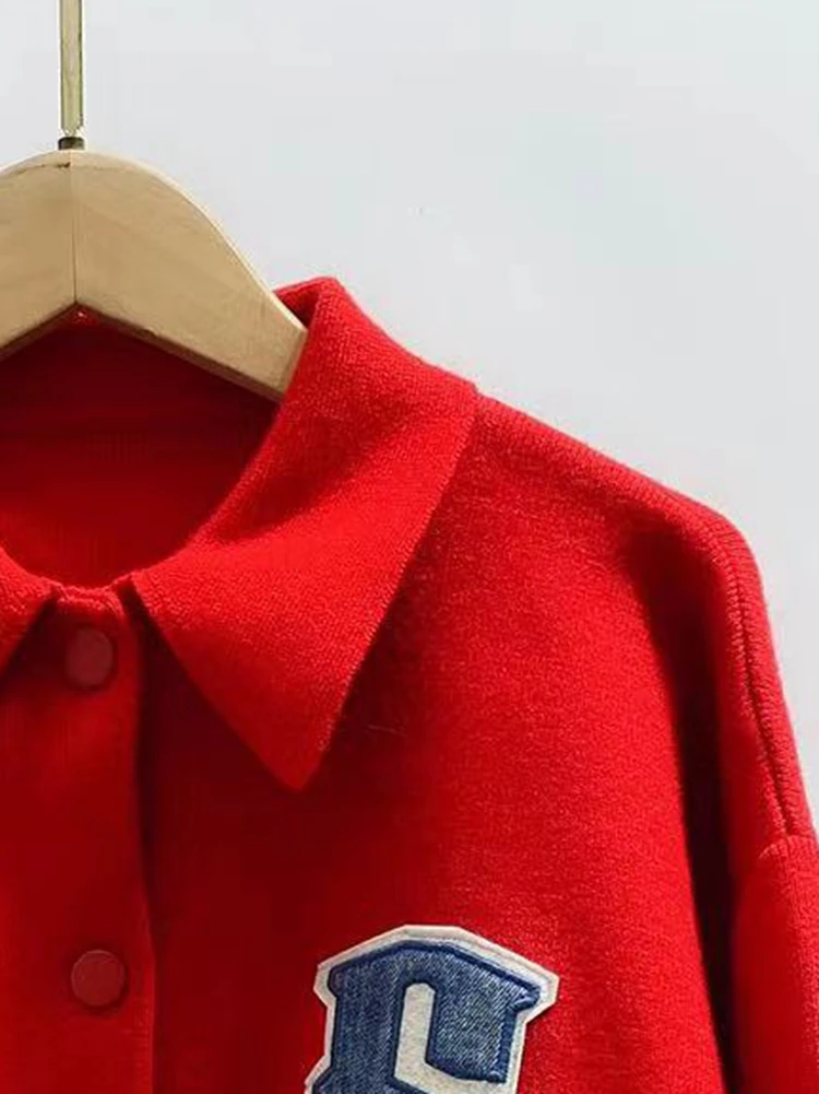 

2022 Spring and Summer College Style Letter Badge Knitted Sweater Baseball Uniform Jacket Women Cardigan