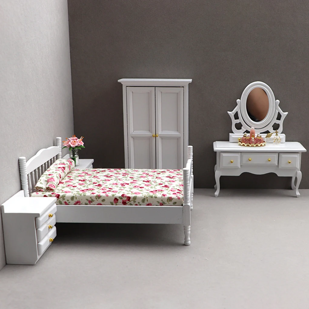 

5 Pieces/Kit Wood Boys Girls Doll Home Furniture DIY Smooth Odorless Colorful Simulation Bed Bedside Table Accessories