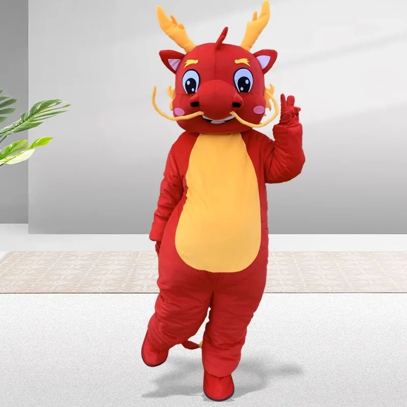 Зеленый синий красный костюм талисмана динозавра трава дракон ходьба анимация