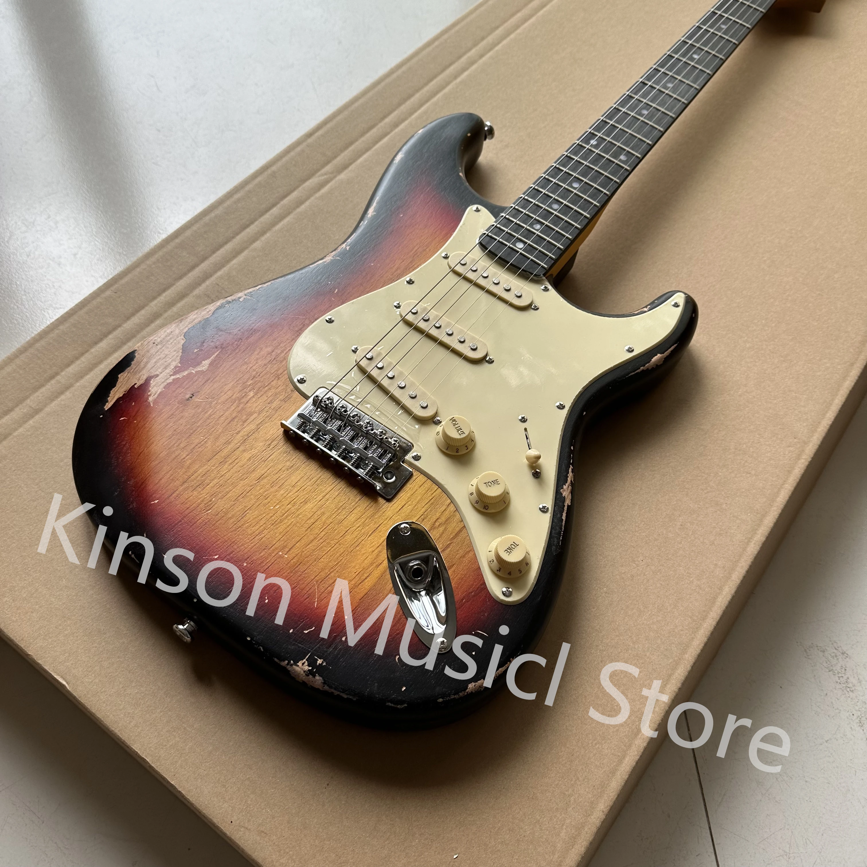 Электрическая гитара Relic