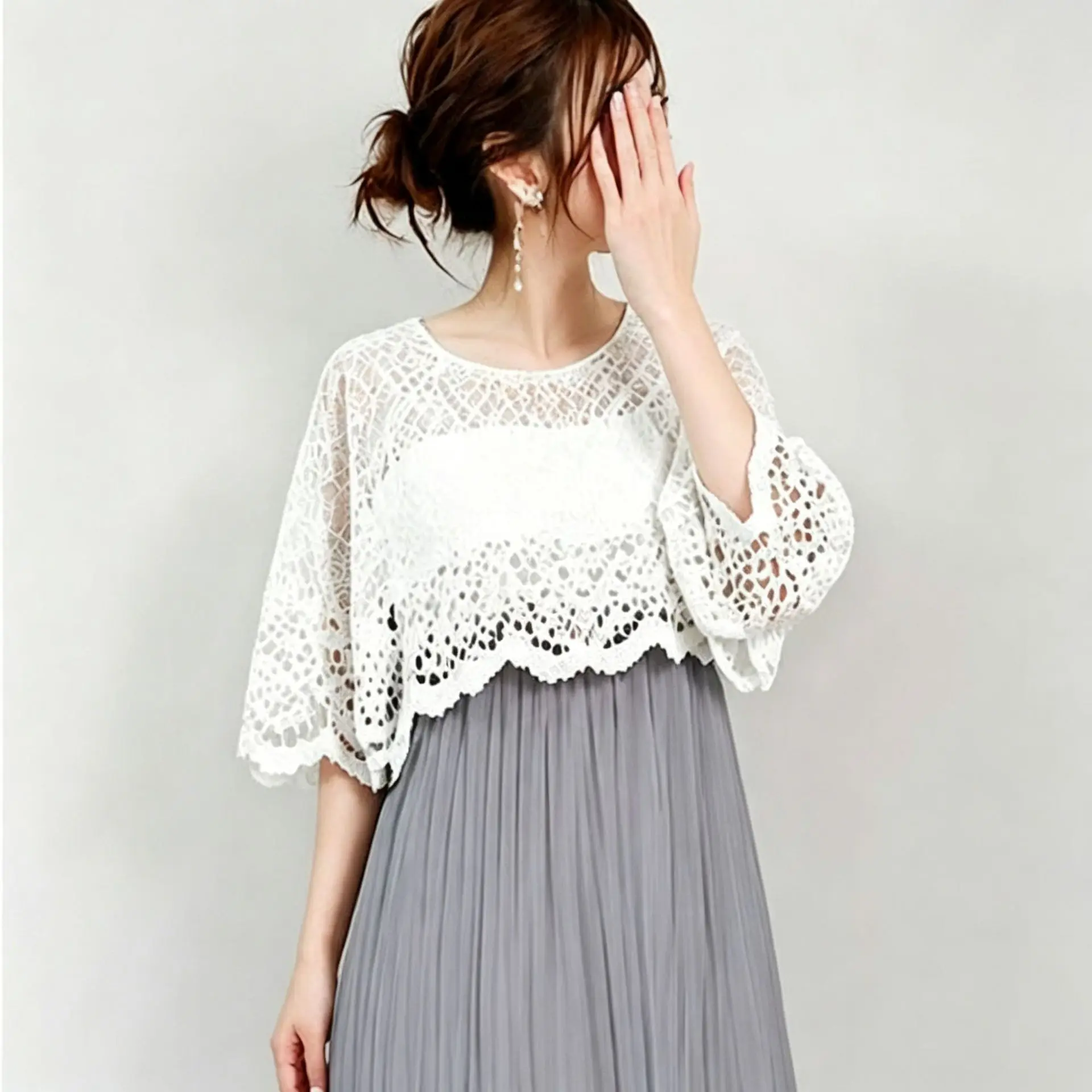 Фото Новый комплект Lady Cloth6 из двух предметов: топ с круглым вырезом, бантом на спине и короткими рукавами из кружева, плиссированная юбка, одежда в стиле бохо. №3