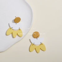 qm 22 yellow spring colorful geometric irregular acrylic flower petals earrings for women macaron white jewelry gifts wholesale