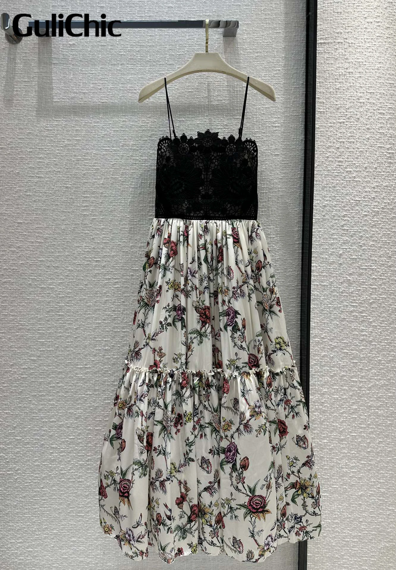 3.29 GuliChic Holiday Elegant Floral Print Hollow Out Embroidery Spaghtti Strap Collect Waist Long Dress Women Without Belt
