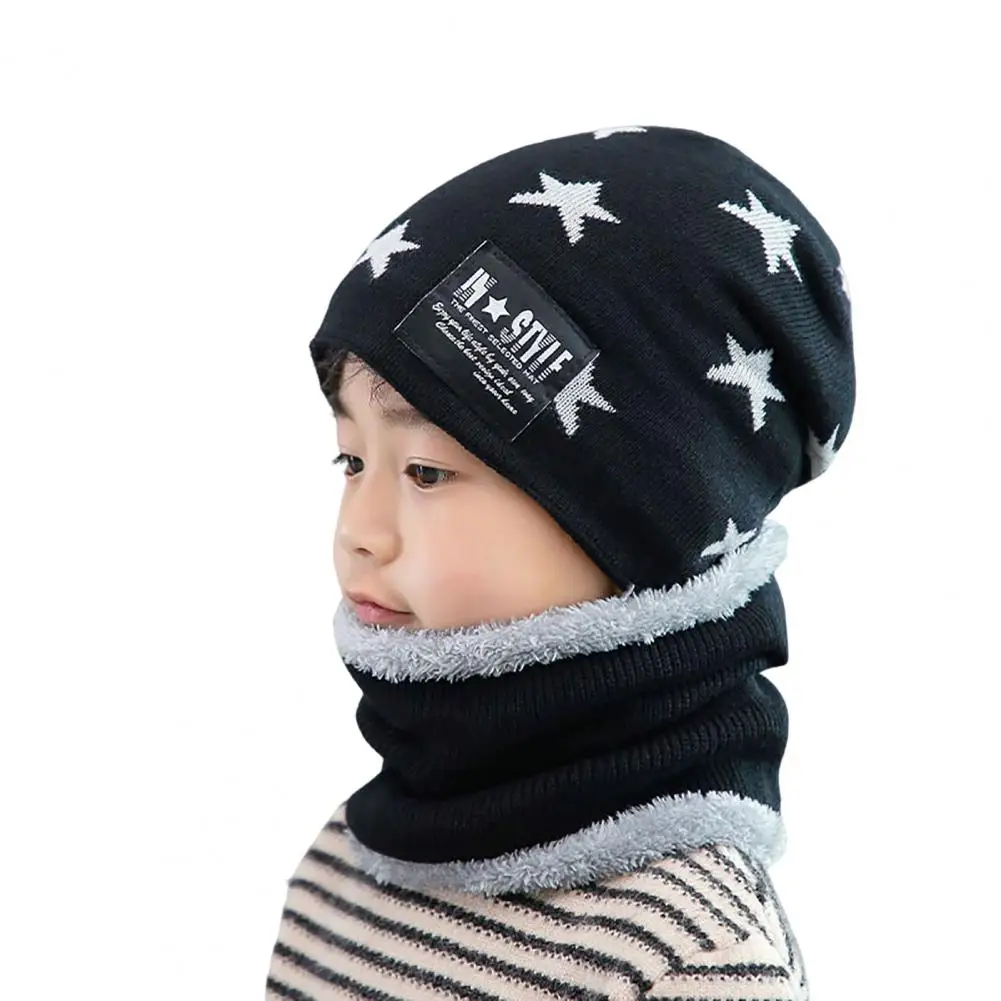 

2Pcs/Set Trendy Kids Boys Girls Warm Fleece Hat Snood Scarf Set Knitted Hat Neckerchief Skin-touching Cold Resistant