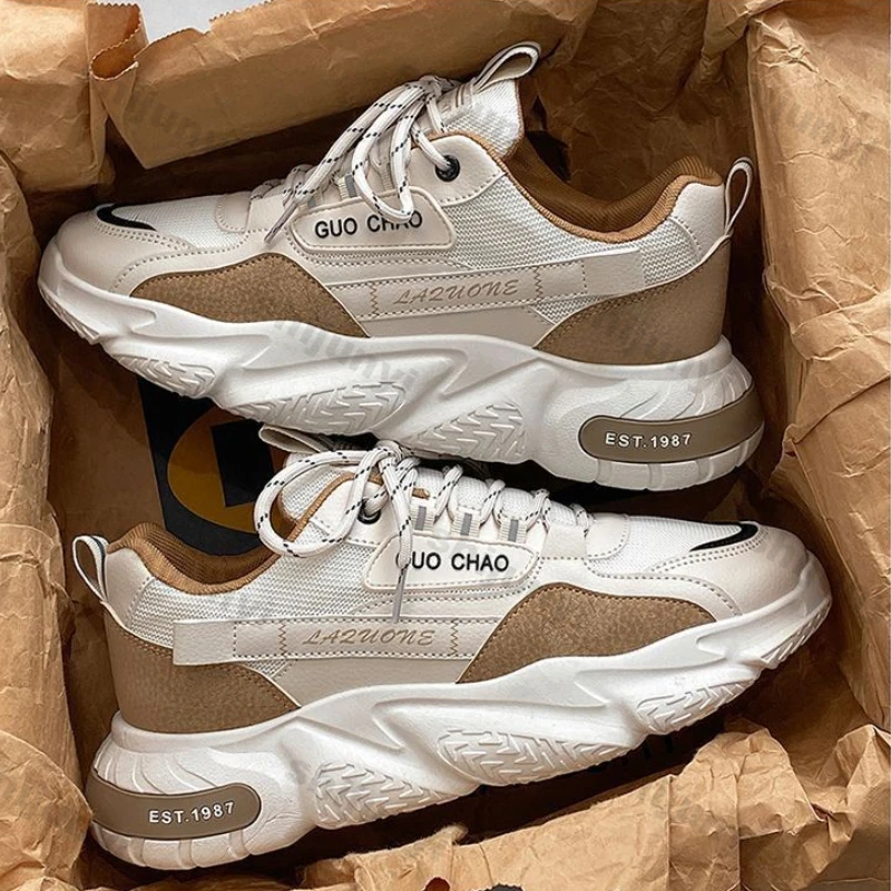 Мужские спортивные повседневные кроссовки на толстой подошве. Удобная