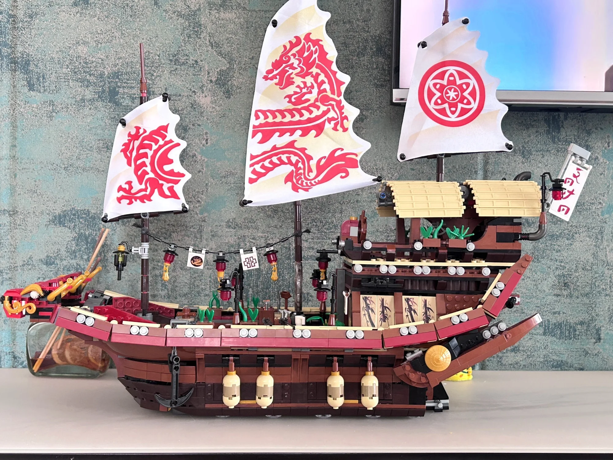 Конструктор Ninja Ship из пластика 2338 деталей