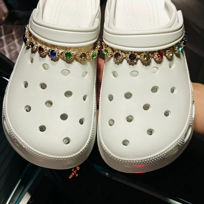 Luxury Vintage Croc Charms Resin Diy Pearl Chain Shoes Charms Gold Diamond-Mounted Shoe Accessories Fashion Elegant Women