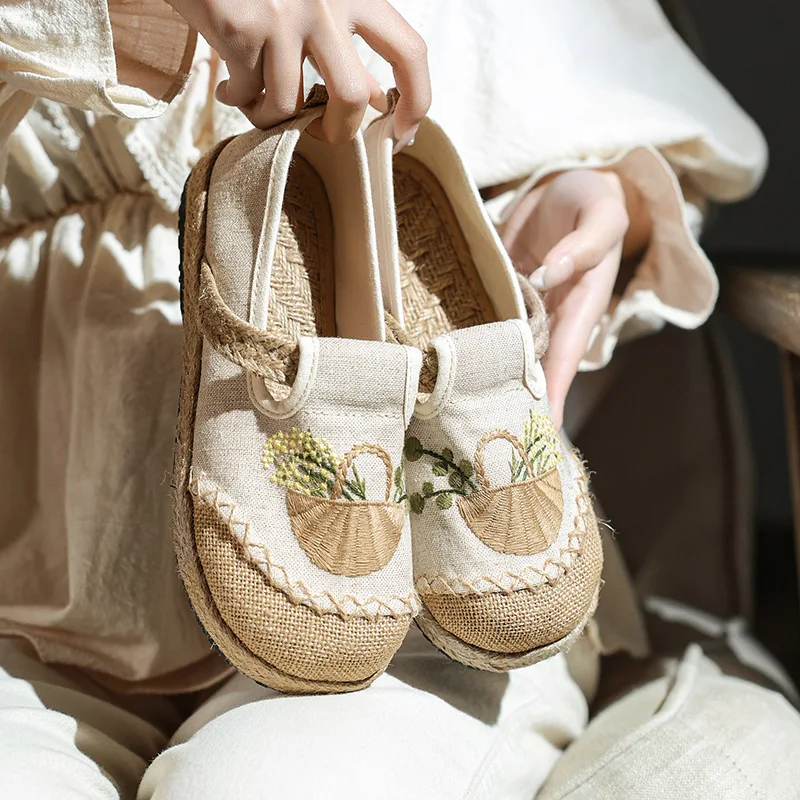

Женские удобные туфли с вышивкой, льняные лоферы в этническом стиле с круглым носком и мягкой подошвой, дышащие туфли на плоской подошве