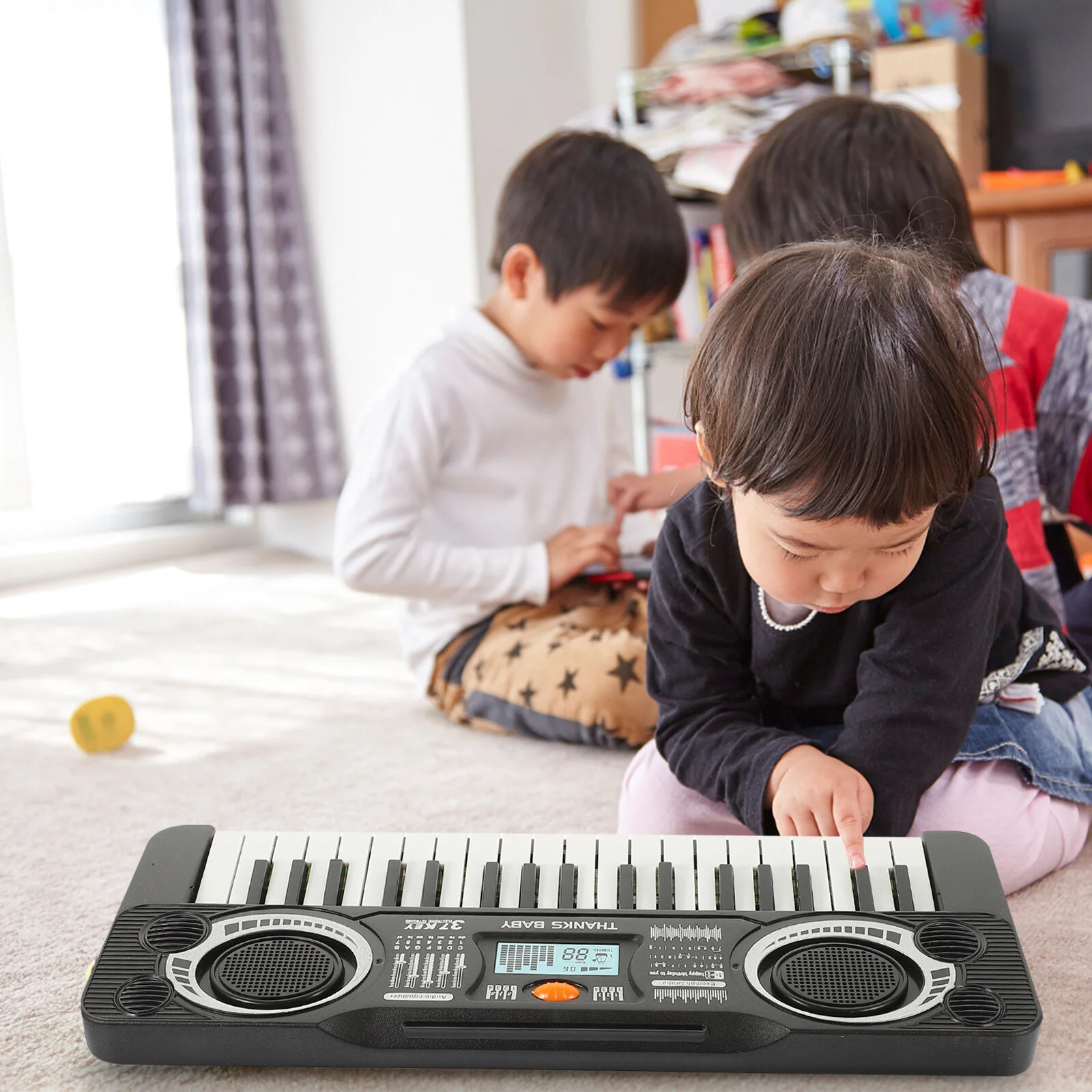 

1 шт. 37 клавиш многофункциональная электронная клавиатура пианино обучающая игрушка (черный)