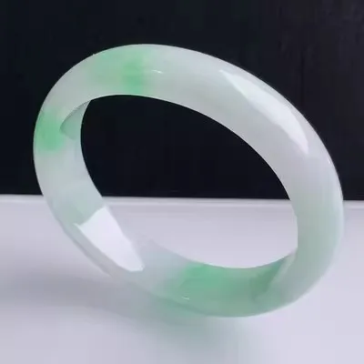 Браслет из нефрита Zheru