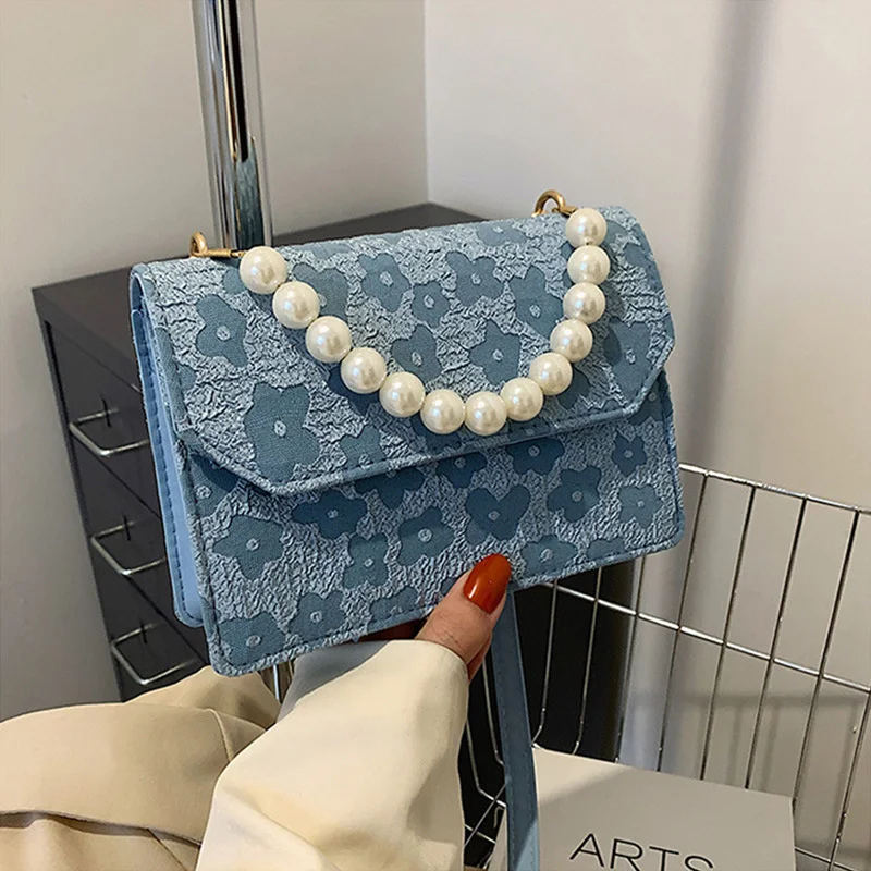 

Korean printed portable women's bag 2022 new fashion pearl portable small square bag simple leisure messenger bag