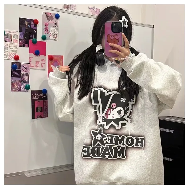 

Милый мультяшный Sanrios Kuromi, Модный милый свитер с капюшоном и принтом для девочек, кавайная Осенняя теплая толстовка с длинным рукавом, одежда для девочек в подарок