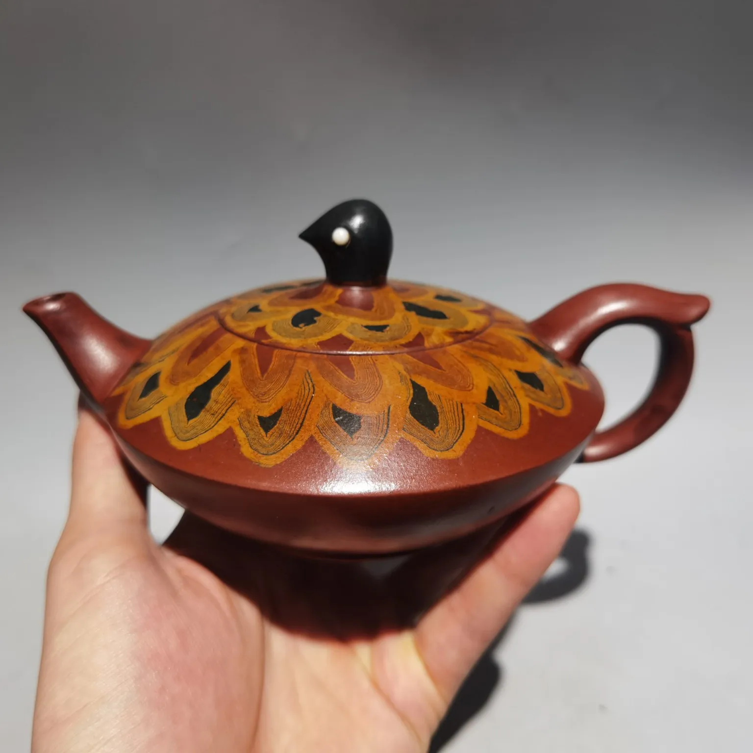 

7" Chinese Yixing Zisha Pottery Peacock opening screen pattern kettle teapot flagon Red mud Gather fortune Office Ornaments