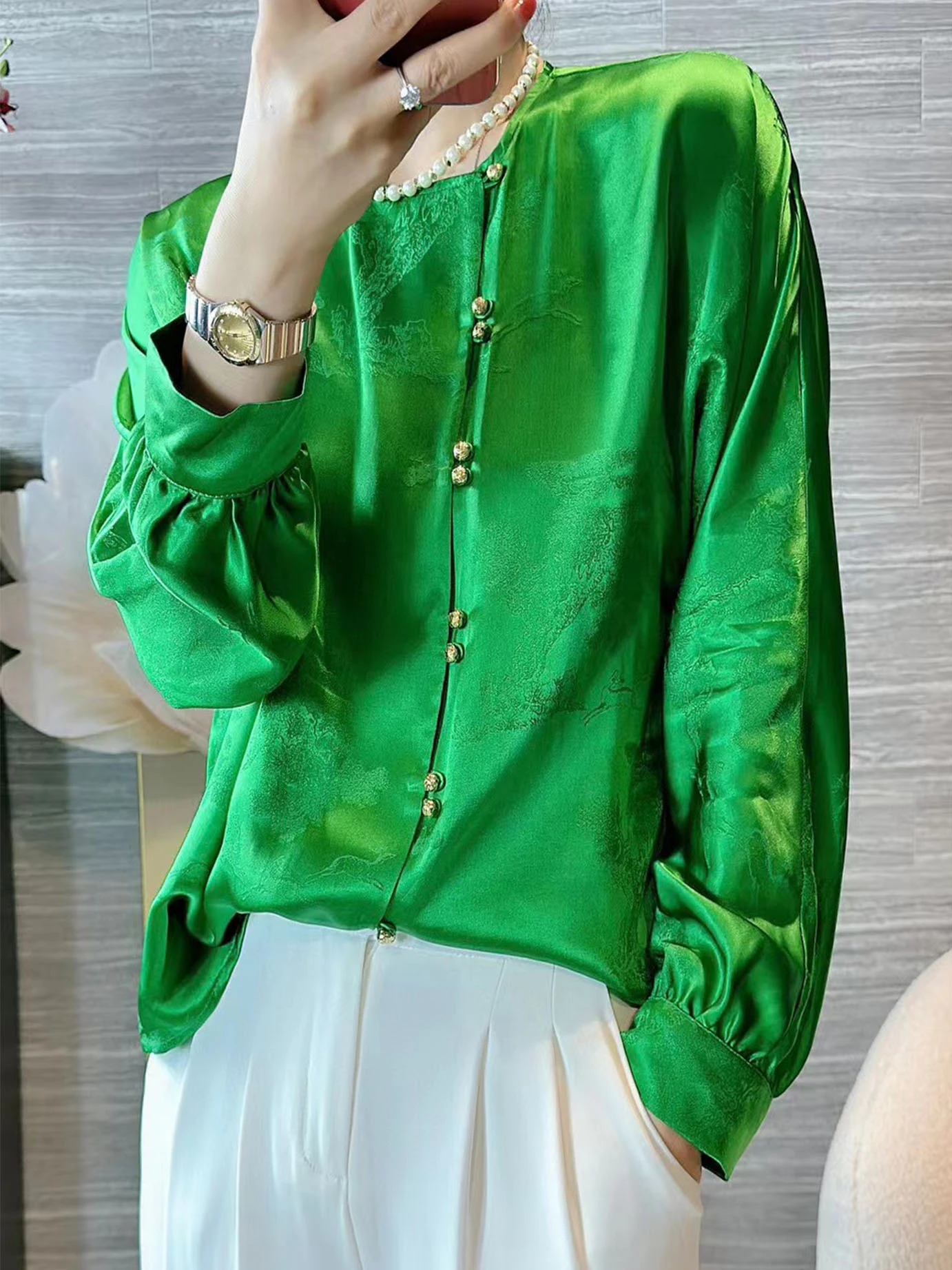 

High End Chinese Style Long Sleeve Blouse Women's 2023 Early Spring Silk Jacquard O-Neck Single Row Multi Buckle Design Top S-XL