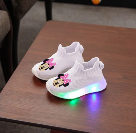 Туфли детские с мягкой подошвой Микки и Минни дышащие спортивные Нескользящие