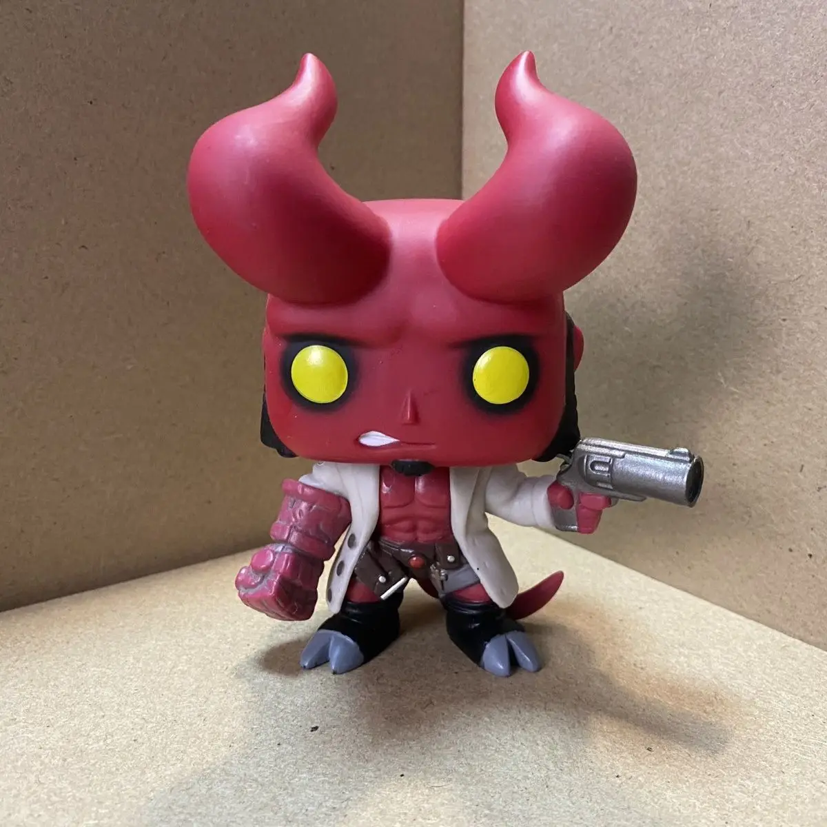 Фото 10 см Q версия фильм Helloboy милая виниловая фигурка модель игрушки Hellboy кукла ручной работы игрушка ручной работы украшение подарок украшение №4