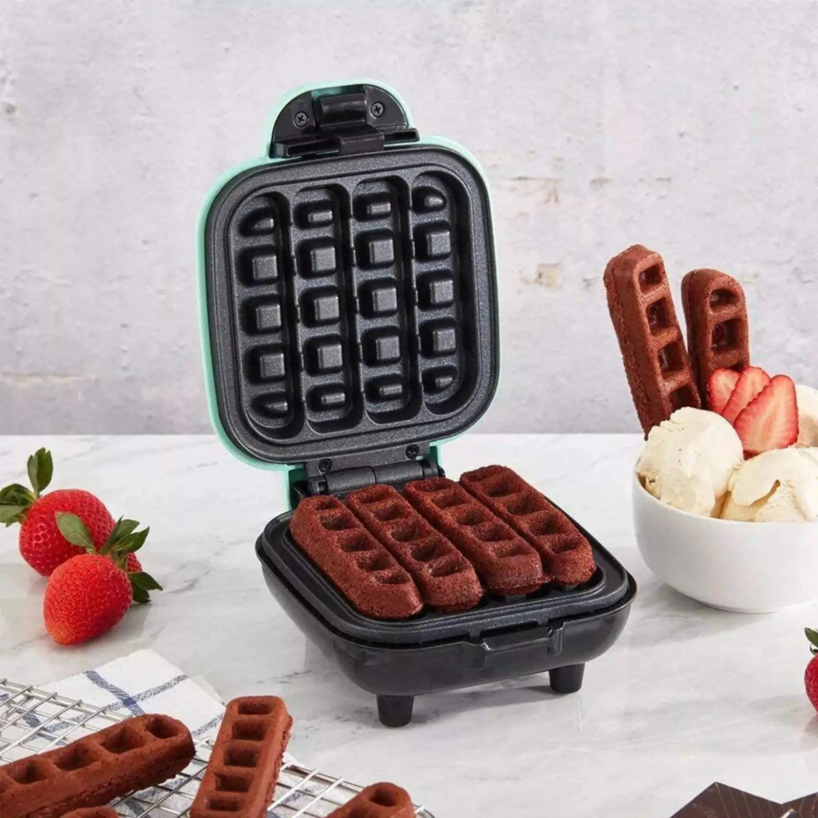 

Mini Waffle Maker Waffle Iron 220 V Multifunction Mini Griddle Non Stick Plates DIY Baking Cooking Essentials Lightweight Small